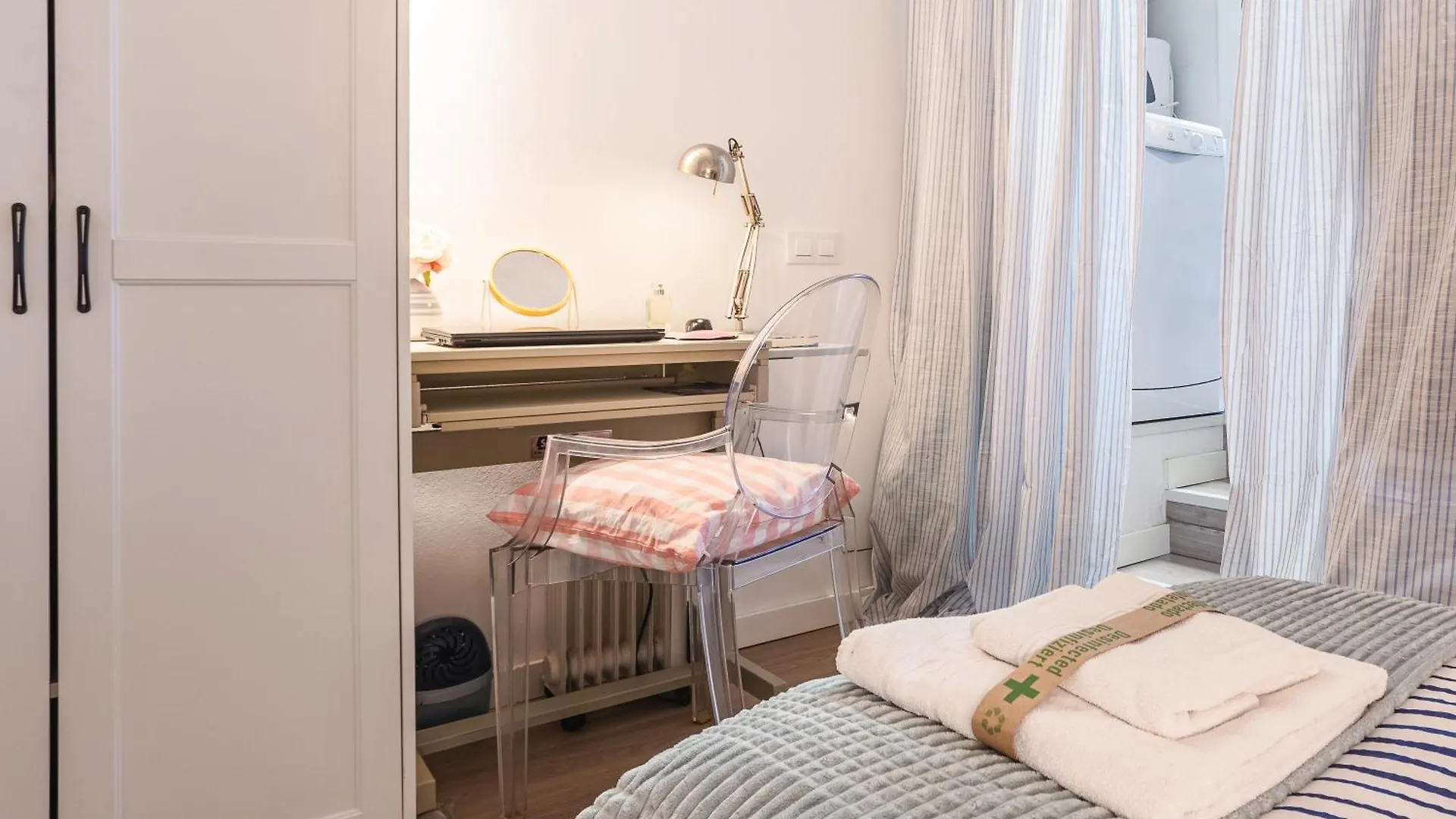 דירה יורט דה מאר Loft Cala Canyelles ספרד